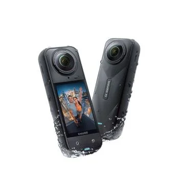 Insta360 X5
